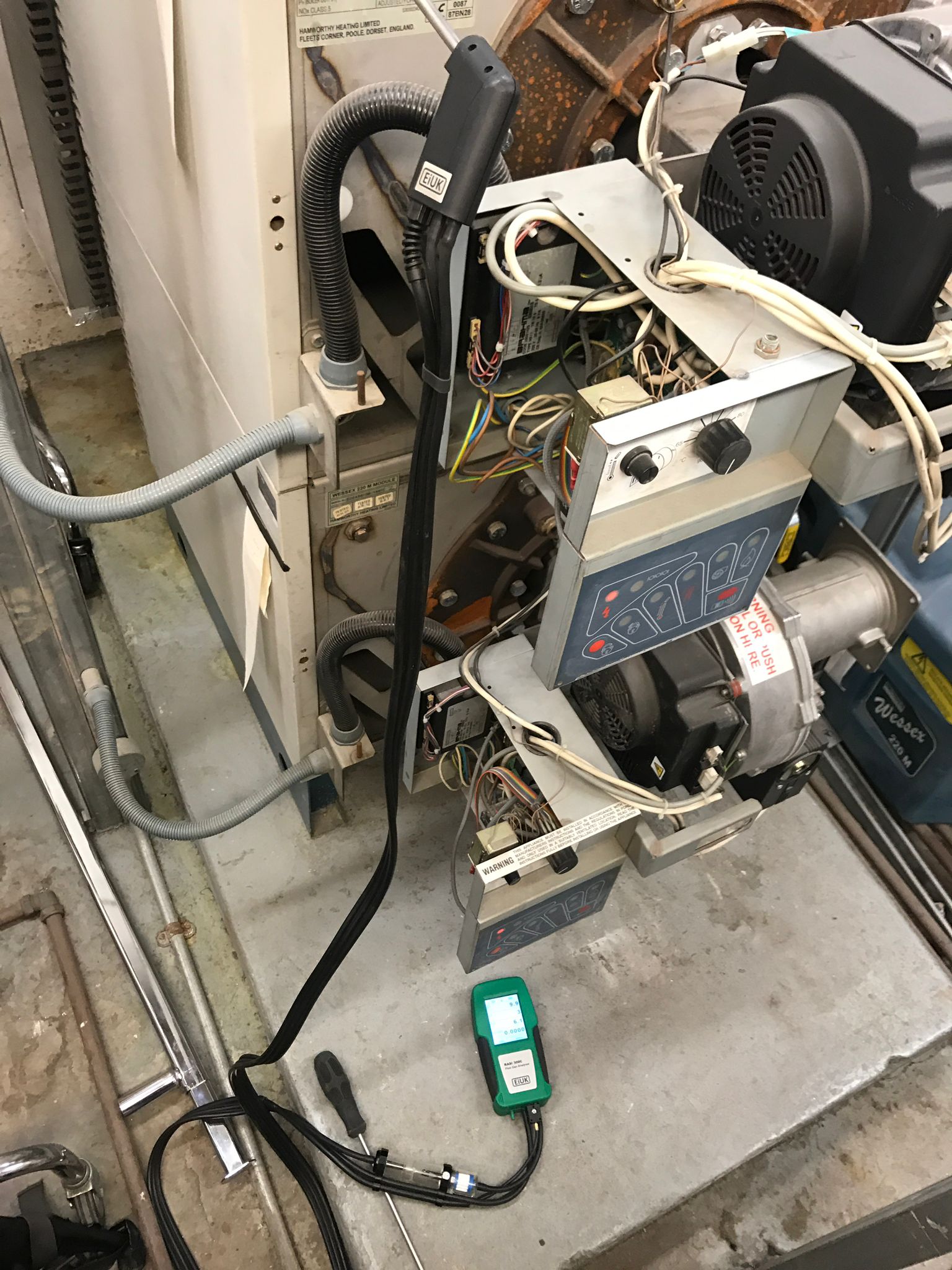 gas safe registered engineer near me Esher, KT10